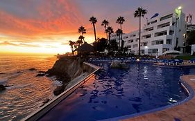 Las Rocas Resort&Spa